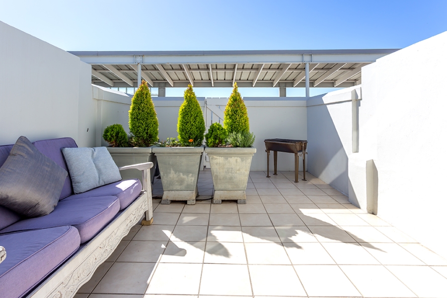 1 Bedroom Property for Sale in Big Bay Western Cape